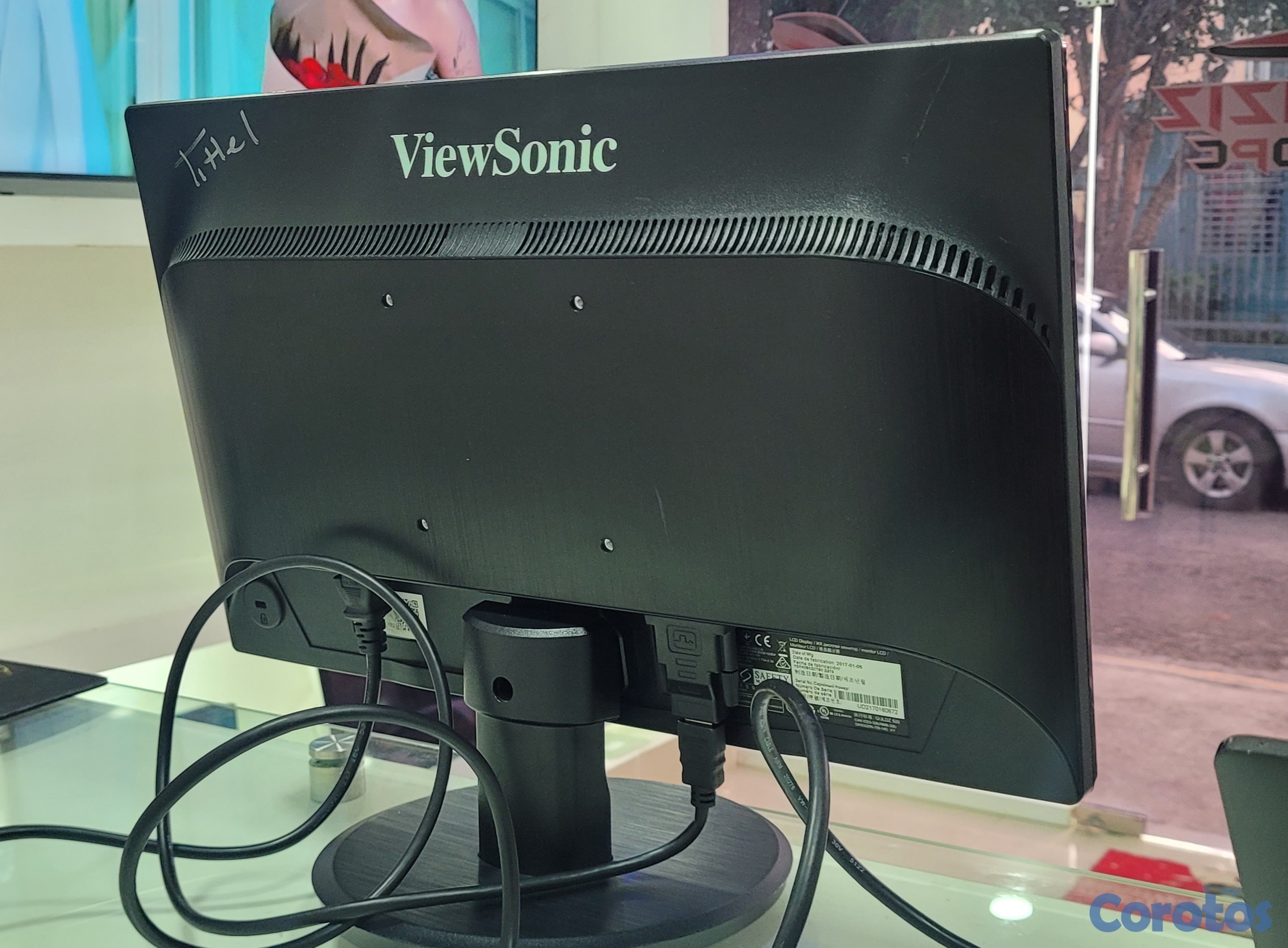 computadoras y laptops - Monitor ViewSonic de 20 Pulg hdmi y vga 3