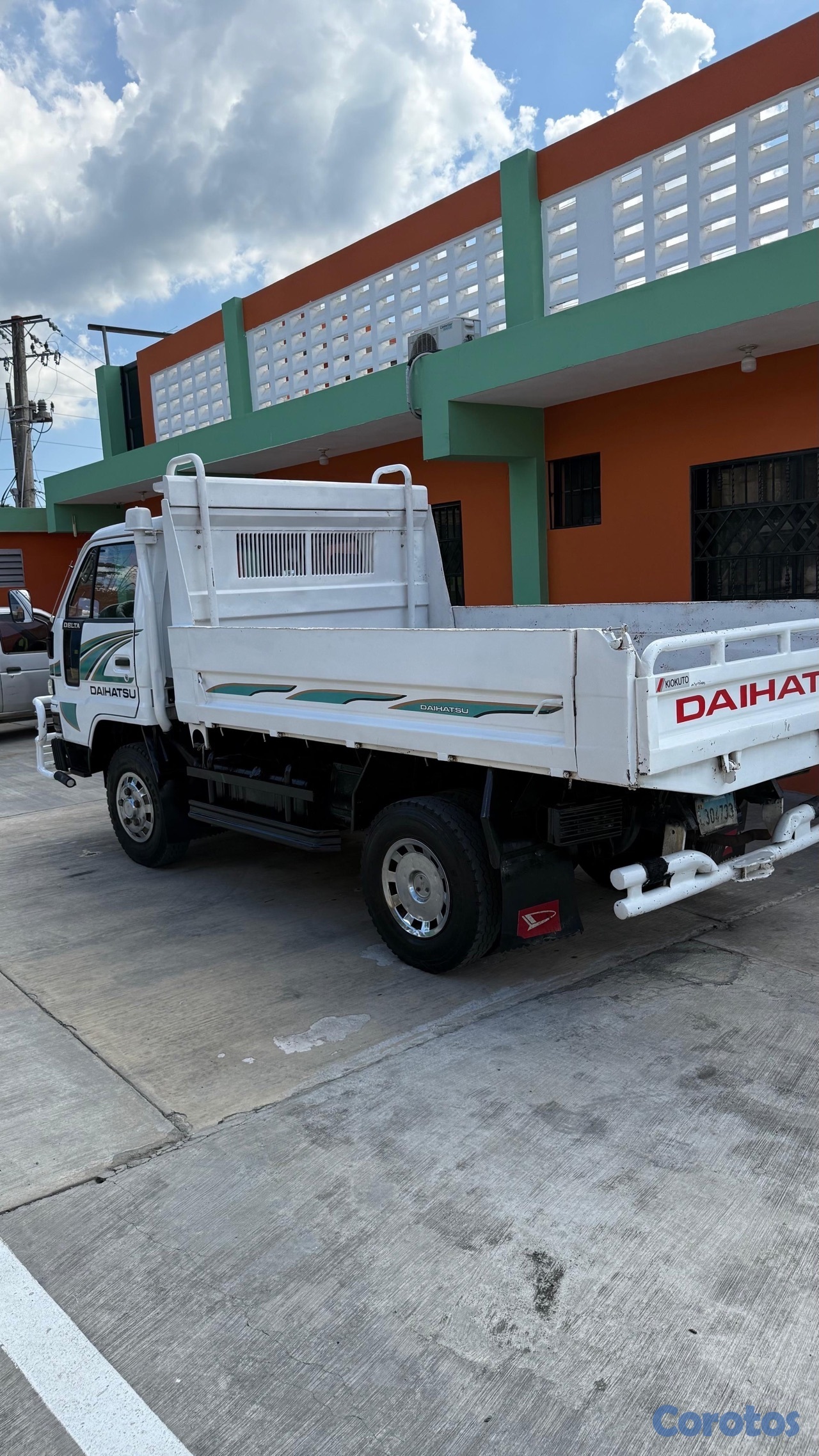 camiones y vehiculos pesados - Daihatsu Delta  4