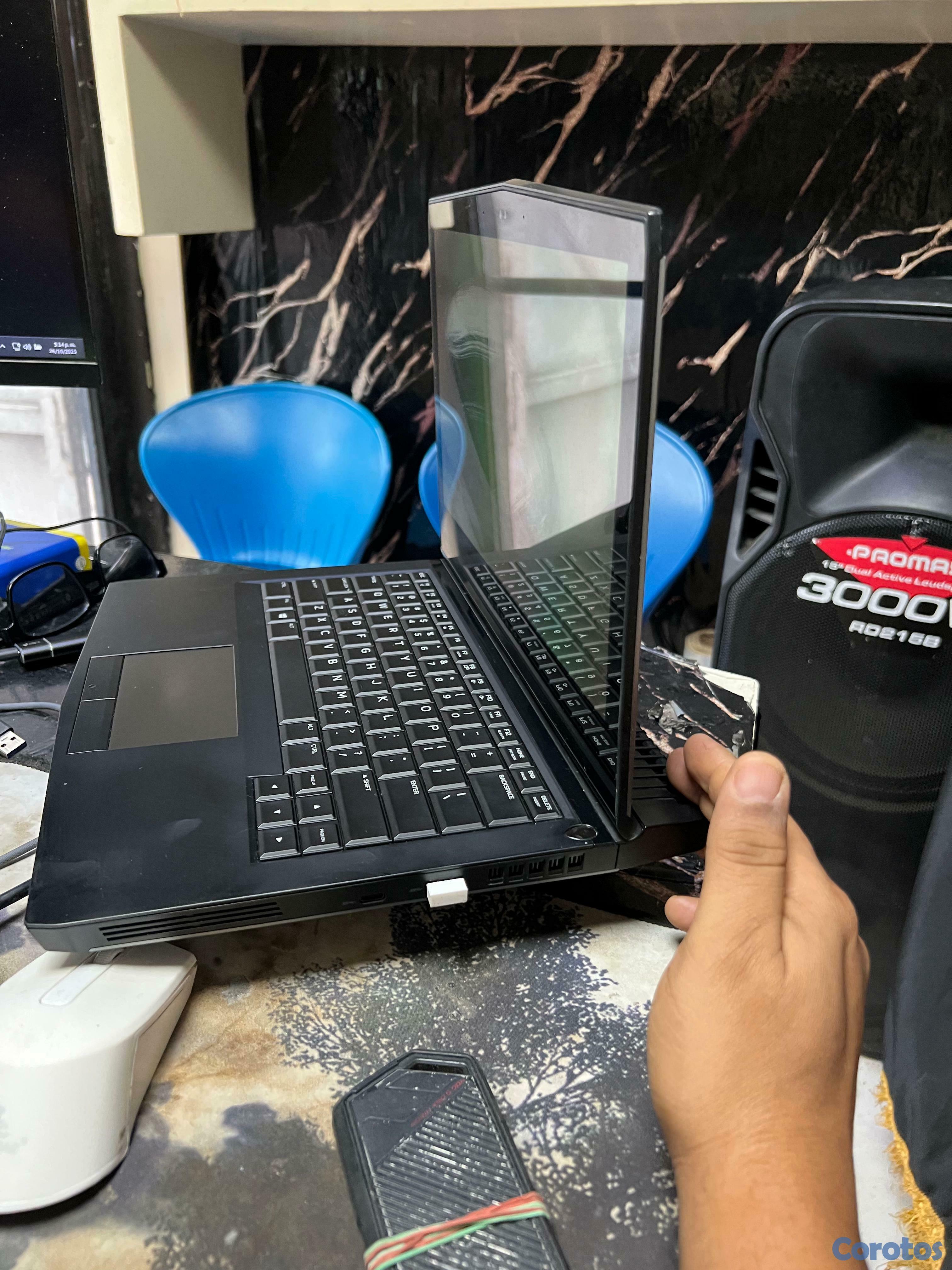 computadoras y laptops - Alienware 13 R3/Intel i7-7920HQ@3,10ghz/Nvidia gtx 6