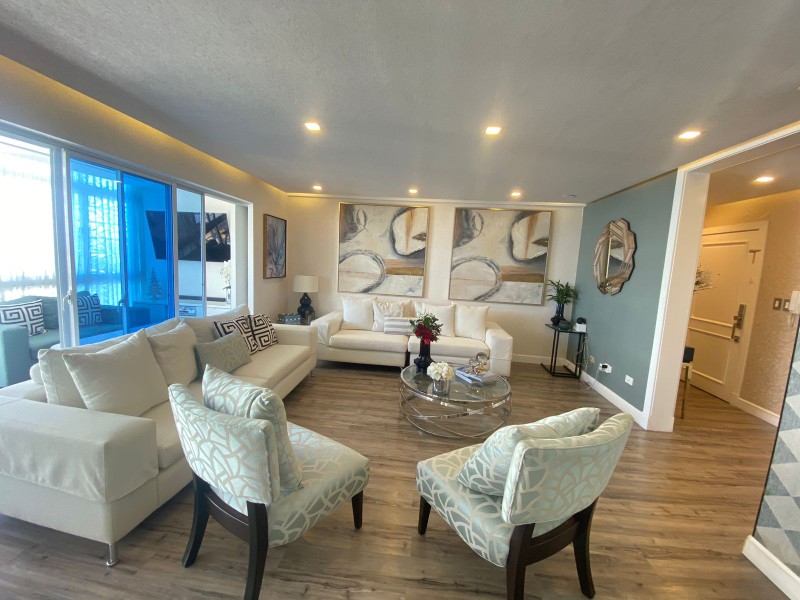apartamentos - Amplio apartamento en Cacicazgos 187 metros, TOTALMENTE AMUEBLADO US$250,000
 0