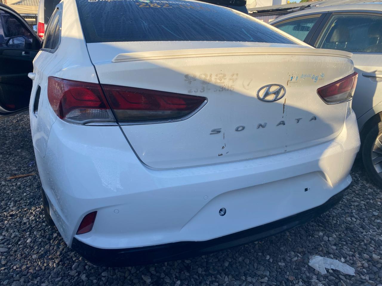 carros - HYUNDAI NEW RISE 2018 BLANCO DESDE: RD$740,000.00 4