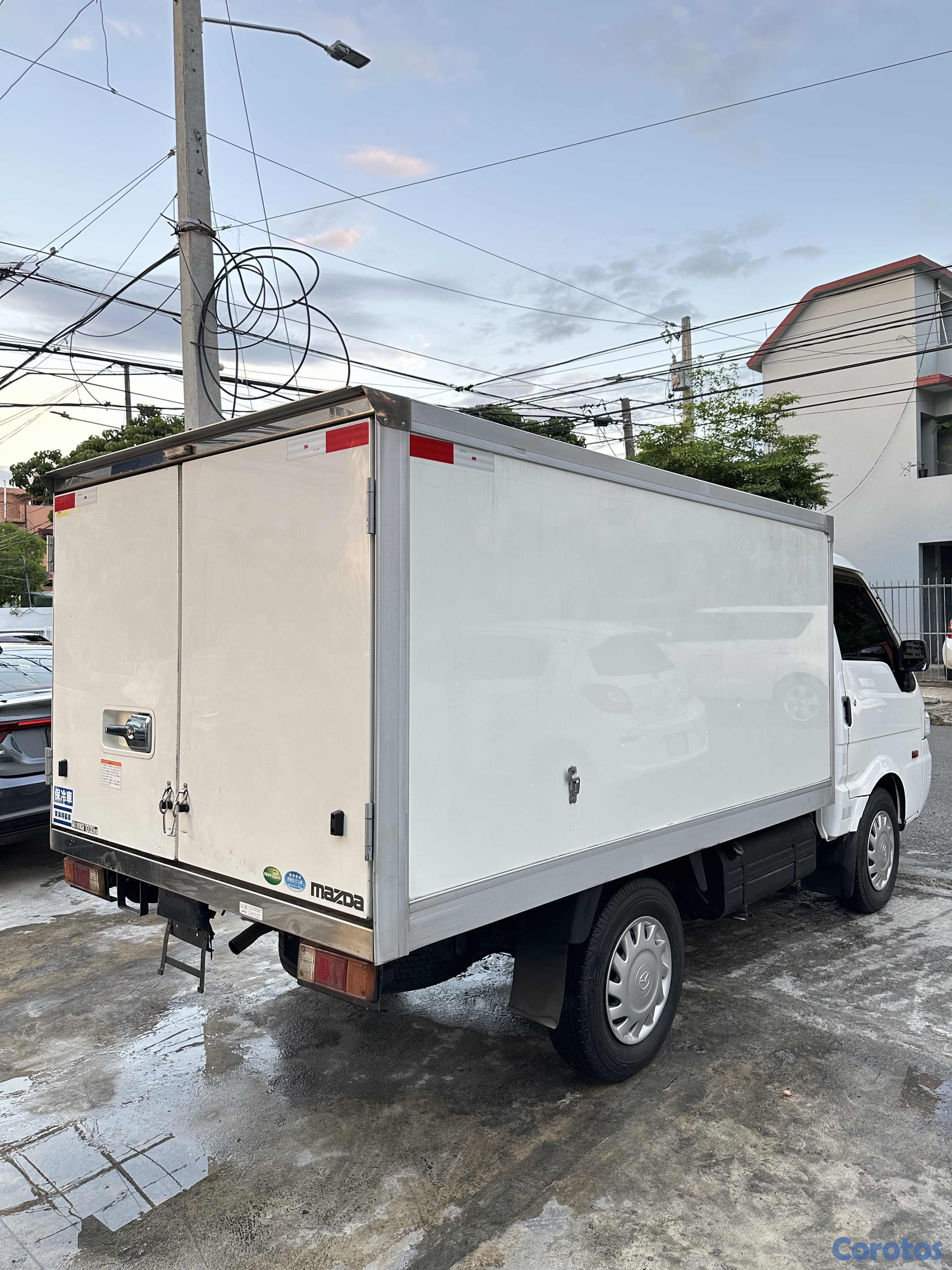camiones y vehiculos pesados - Mazda bongo 2017 8