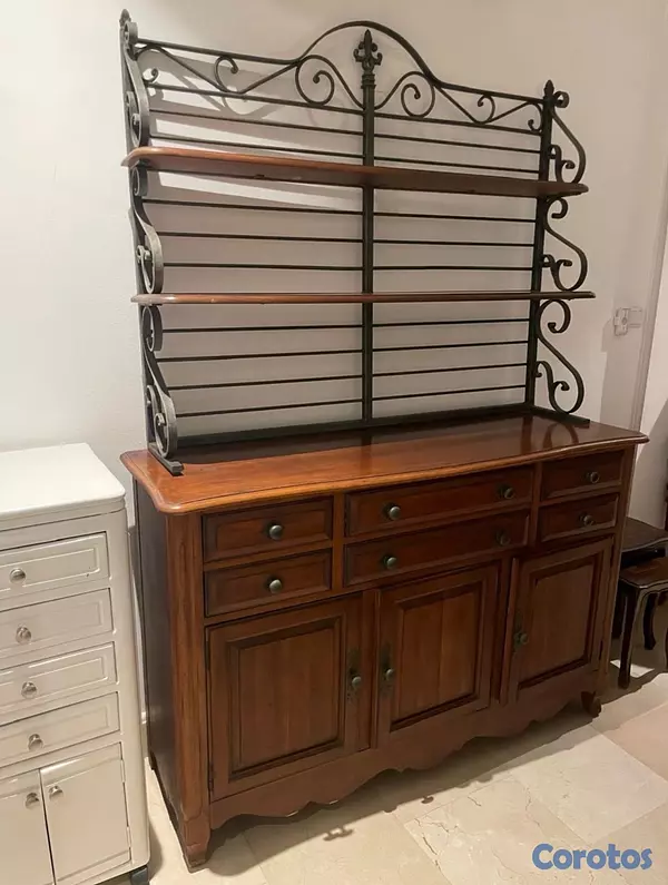 muebles y colchones - Buffetera con la parte superior para colocar platos decorativos 2