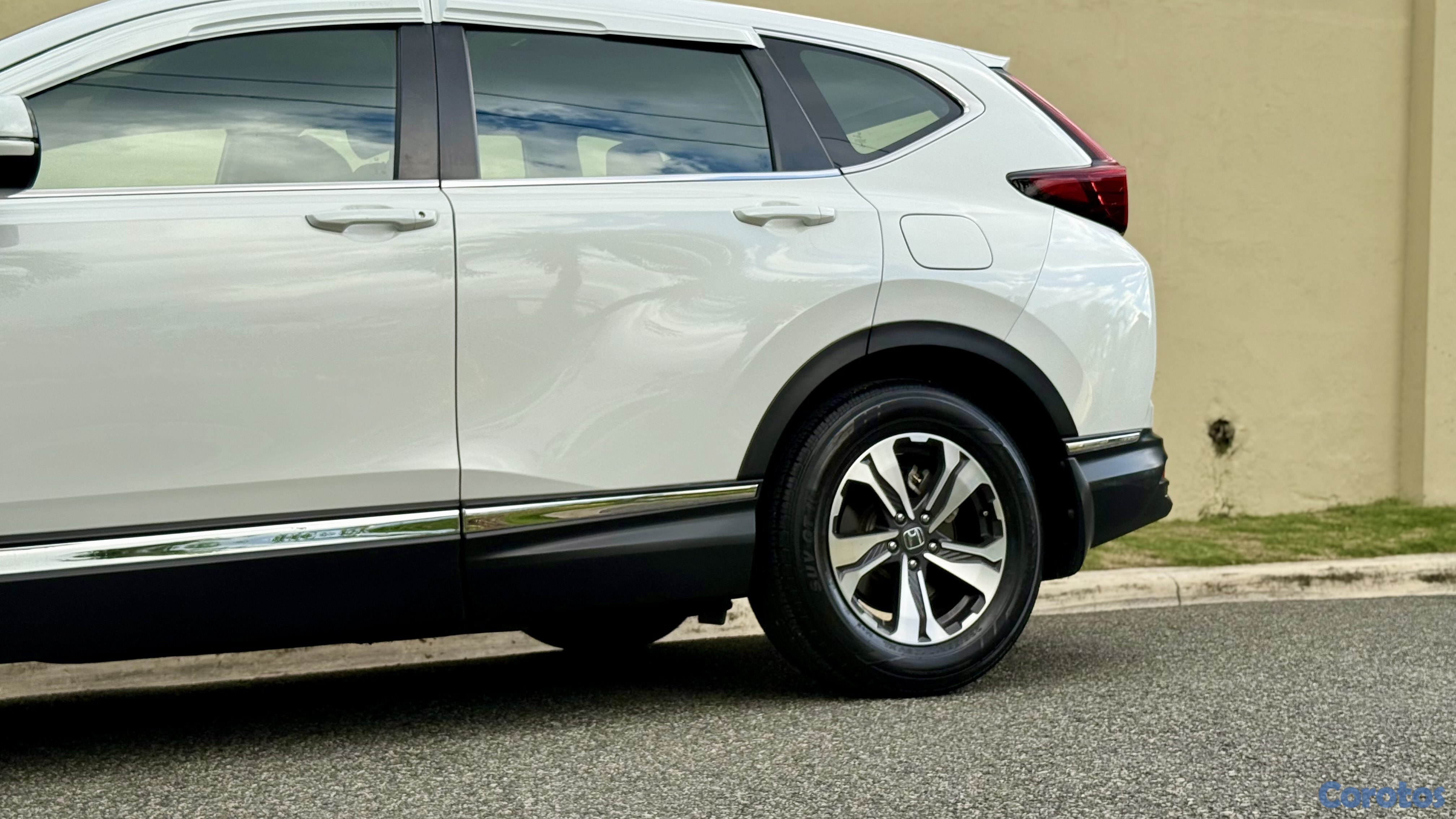 jeepetas y camionetas - Honda CR-V LX 4X2 2022 $26,500 3