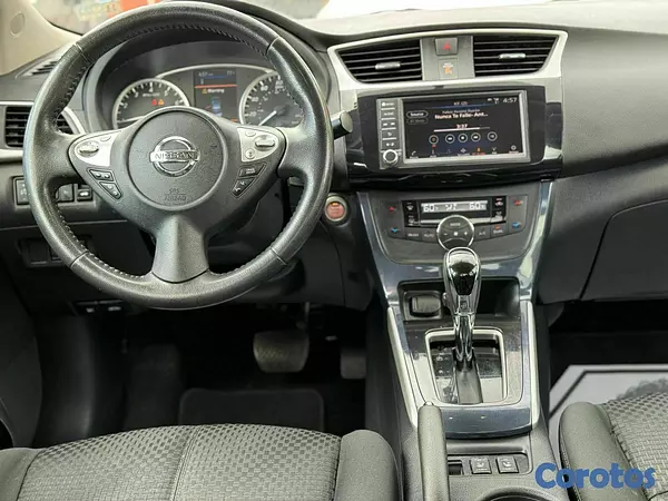 carros - Nissan Sentra SR 2019 9