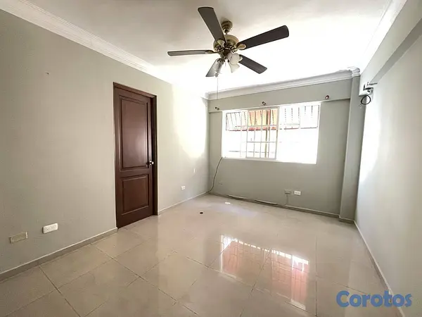 apartamentos - *Mirador Sur* Apto tipo PH (A pie) sin ascensor. N 7