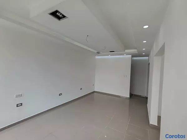 oficinas y locales comerciales - Av. Enriquillo Local en 2do nivel 120mts 3