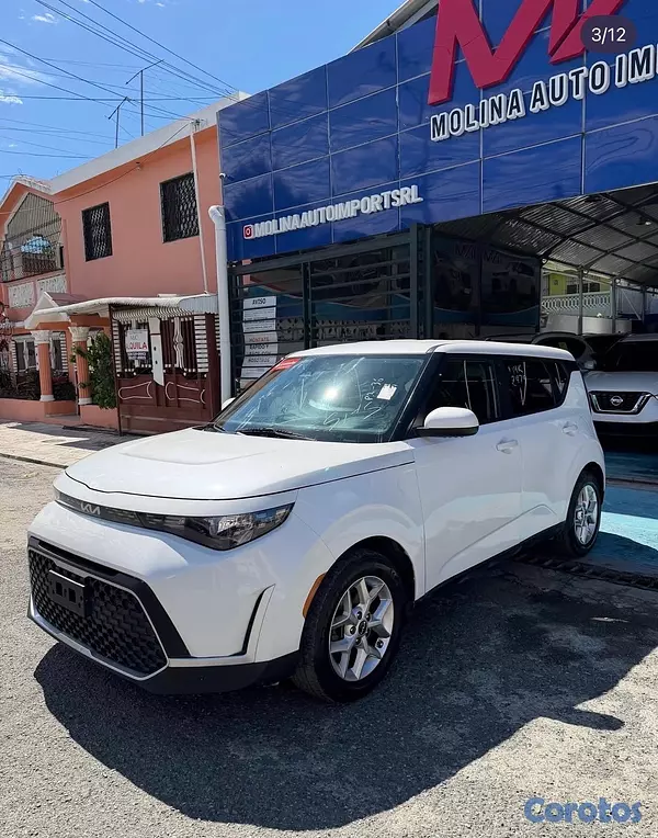 jeepetas y camionetas - Kia Soul LX 2023 3