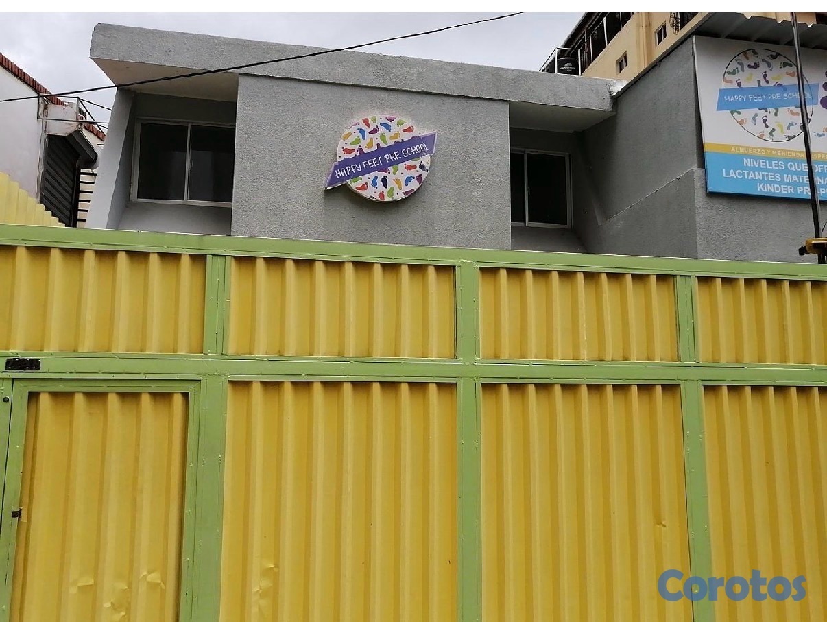 casas - Excelente casa para negocio preparada con espacios divididos y recepcion 1