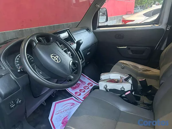 otros vehiculos - Toyota town ace, se vende de oportunidad 6
