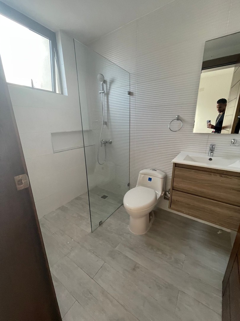 apartamentos - Se vende apartamento en Ensanche Paraíso 4