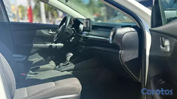 carros - 2019 KIA FORTE LXS CLEAN CARFAX 8