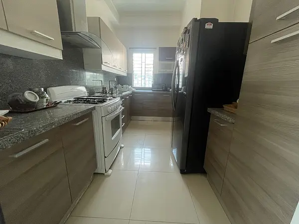 apartamentos - Se vende apartamento en Evaristo Morales 3