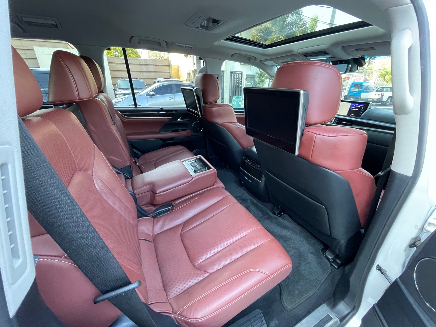 jeepetas y camionetas - Lexus LX 570 2019 6