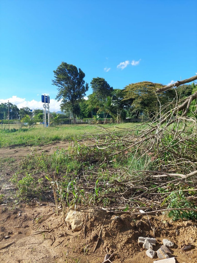 solares y terrenos - Solar con 604.83 M2 en Proyecto Cerrado de Llanos de Gurabo 3
