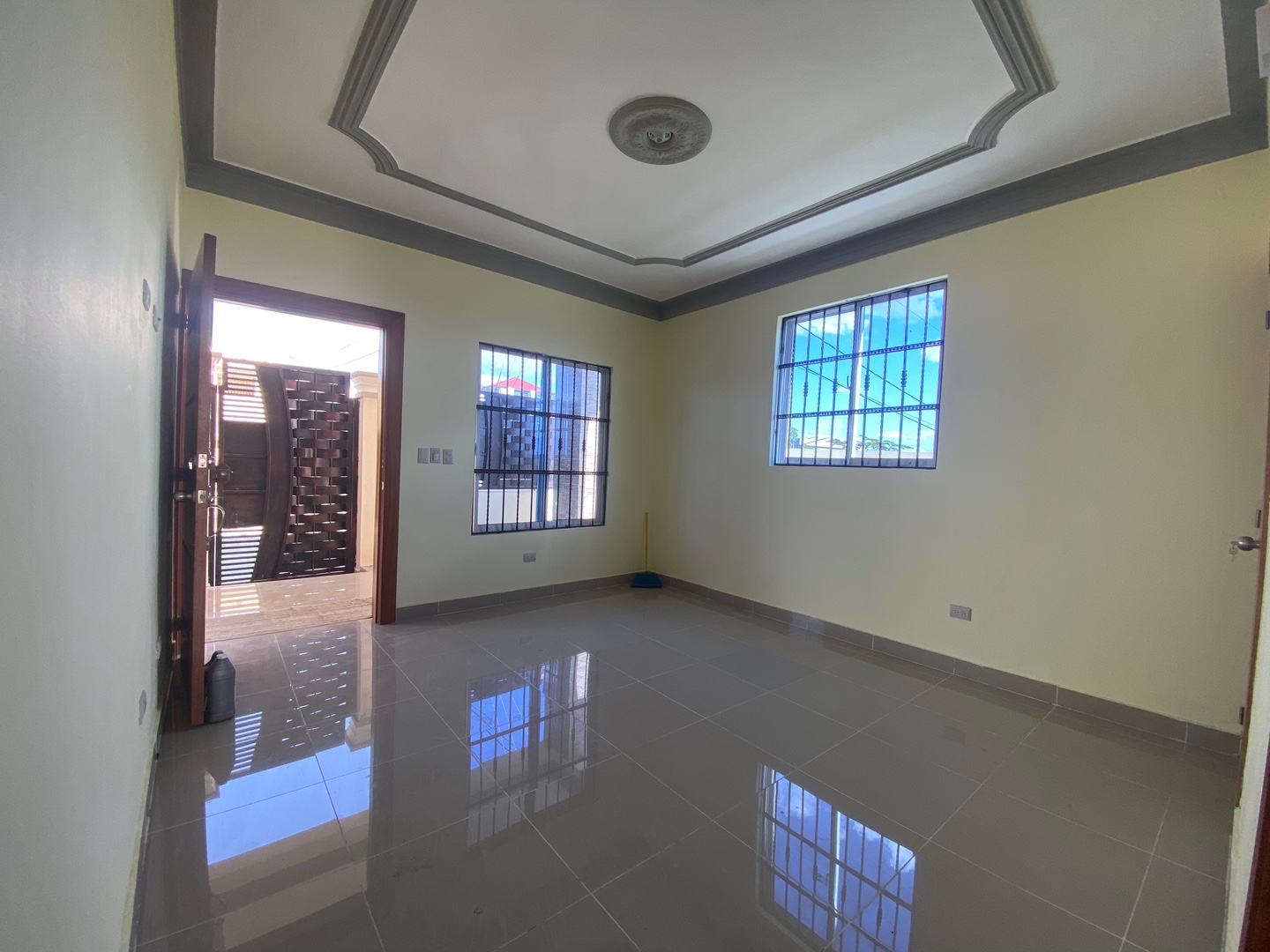 casas - CASA EN VENTA EN SANTIAGO DE LOS CABALLEROS POR LOS PRADO 4