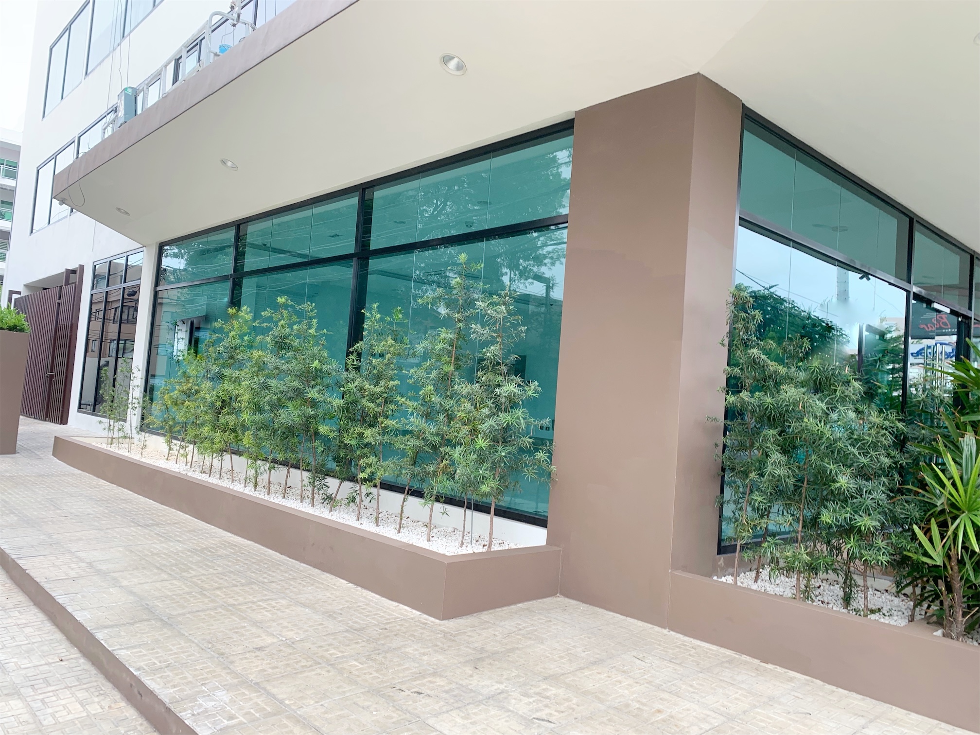 oficinas y locales comerciales - Local corporativo y comercial 2