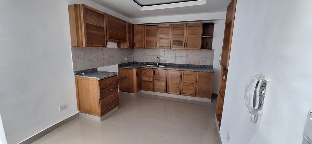 apartamentos - Apartamento en venta Los Tres Ojos #24-1867 tres dormitorios, piso bajo, 2 ptos. 4