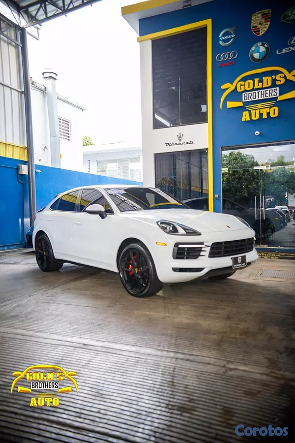 jeepetas y camionetas - Porsche Cayenne Coupe 2021 Clean Carfax 3