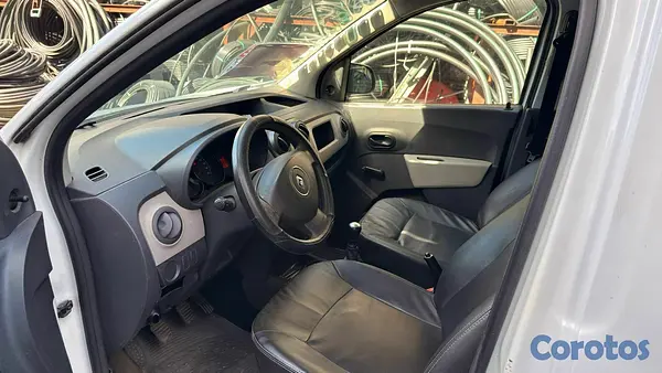 otros vehiculos - Renault Dokker 2017 — En Venta 3