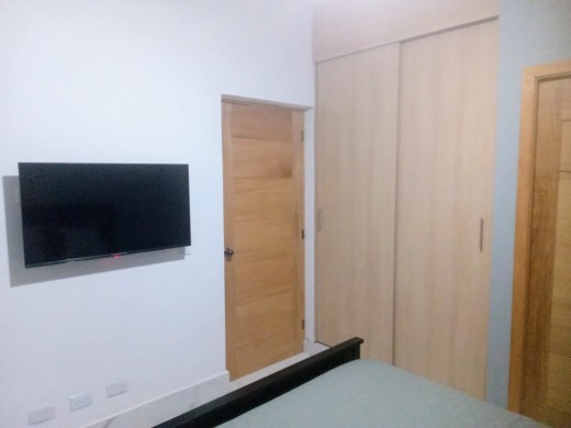 apartamentos - SE ALQUILA APARTAMENTO NUEVO AMUEBLADO 

 Zona Universitaria
 2