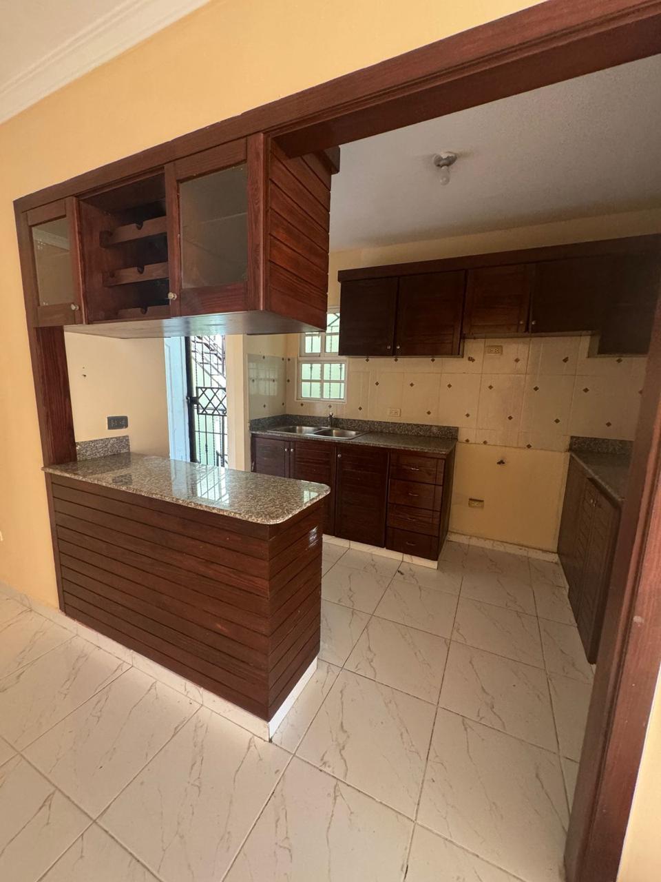 apartamentos -  SE ALQUILA APARTAMENTO EN LA AUTOPISTA DE SAN ISIDRO 0