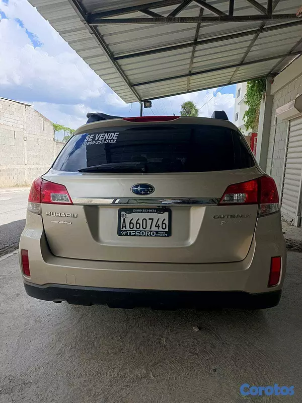 jeepetas y camionetas - Subaru  Outback Año 2010 7