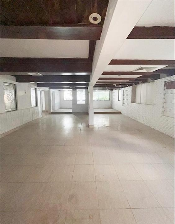oficinas y locales comerciales - Local céntrico Naco 4