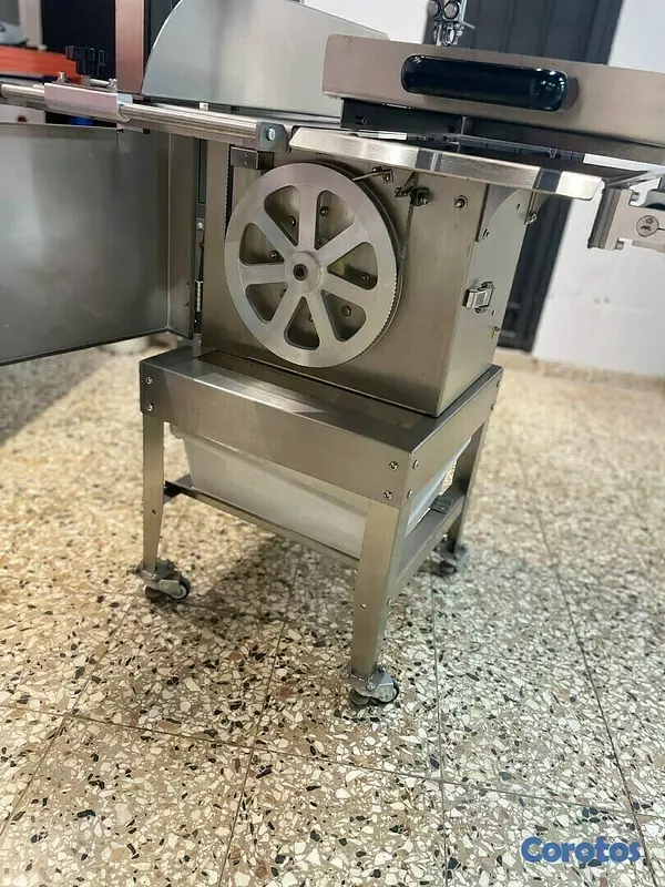 equipos profesionales - Sierra sinfin cortadora de carne hueso industrial 6