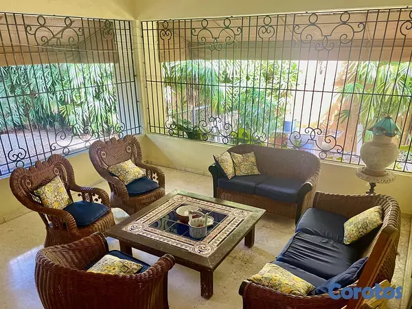 casas - Casa en Viejo Arroyo Hondo Gran patio  9