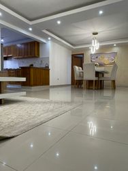 apartamentos - Venta de apartamento En Los Restauradores 1erpiso 4