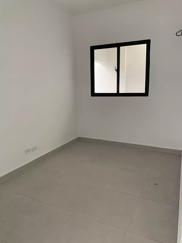 oficinas y locales comerciales - Local en primer nivel  3