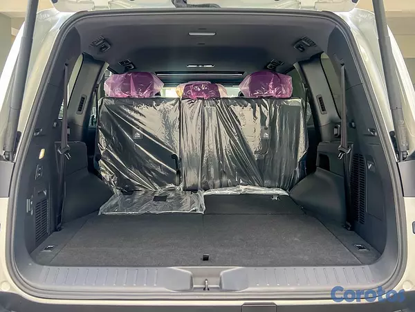 jeepetas y camionetas - Toyota Land Cruiser VXR 2026 9