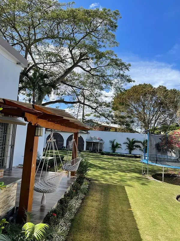 casas - Increíble Casa en Venta con Amplio Patio, El Copal  1