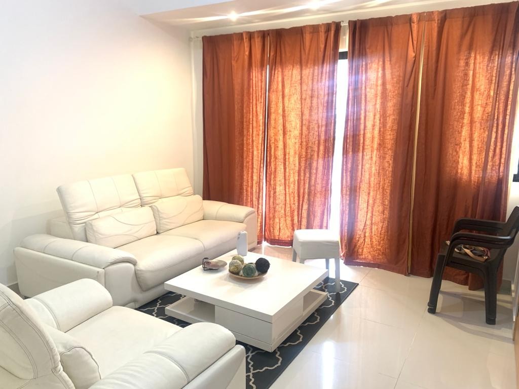 apartamentos - Alquiler de apartamento de 3 habitaciones con linea blanca