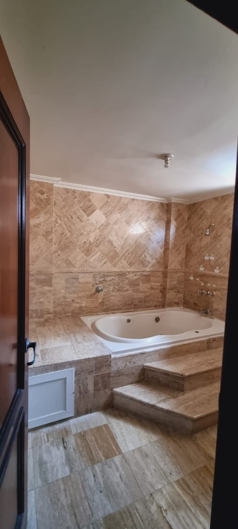 apartamentos - Oportunidad De Vivir En Bella Vista En Exclusiva Torre Familiar 
CODIGO: PD82 2