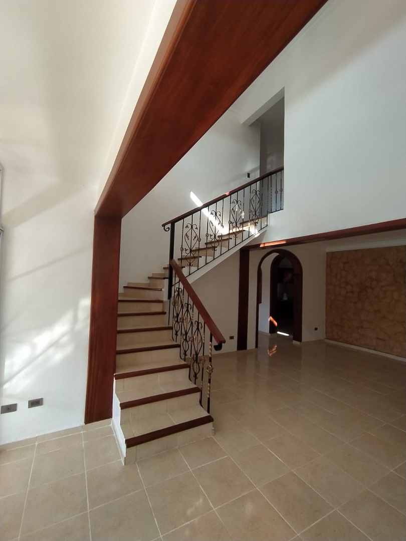 apartamentos - Venta de penthouse en Alma Rosa 1 con 172mts Santo Domingo este  2