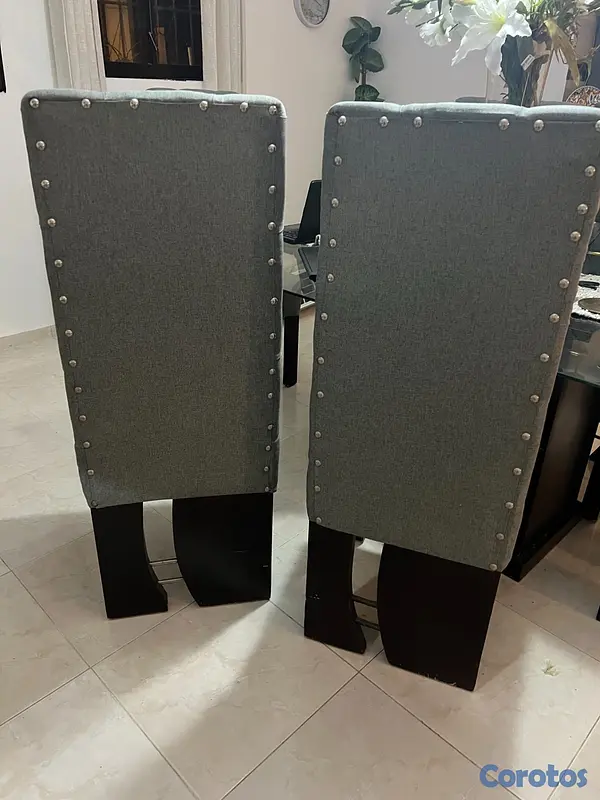 muebles y colchones - De oferta 6 sillas acorchadas y 2 butacas en caoba 10