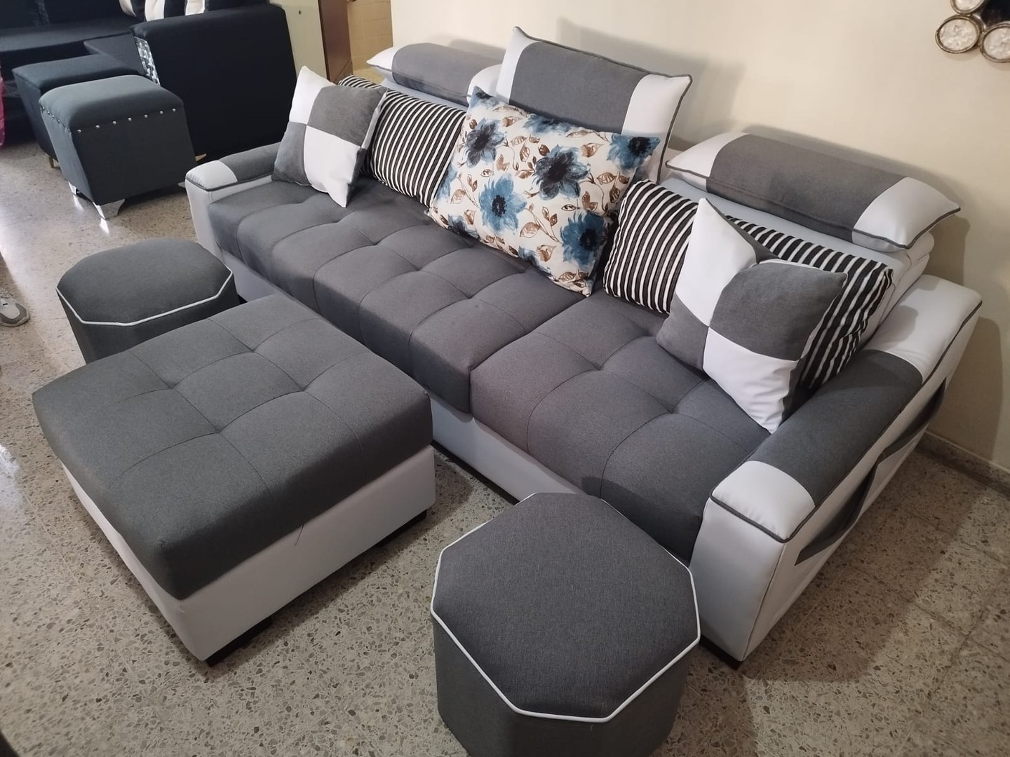 sofa moderno especialidad de muebles cumani