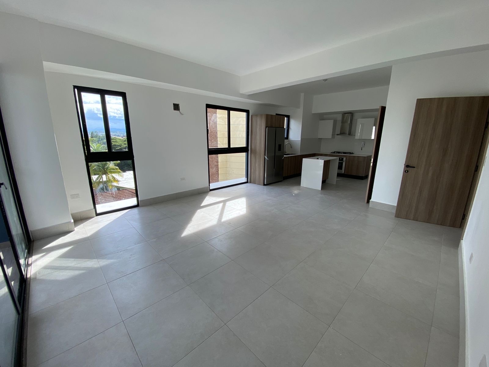apartamentos - se renta apt en la Esmeralda, Santiago. RD 3