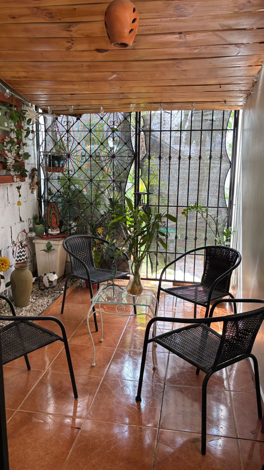 casas - CASA EN VENTA EN LOS GIRASOLES, SANTIAGO. 2