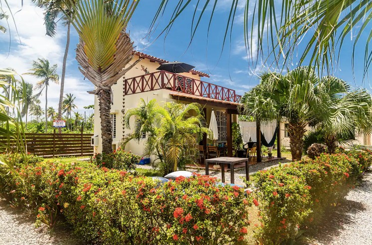 casas vacacionales y villas - Venta, Casa de 2 Niveles, 2 Habitaciones Próximo a la Playa de Las Galeras