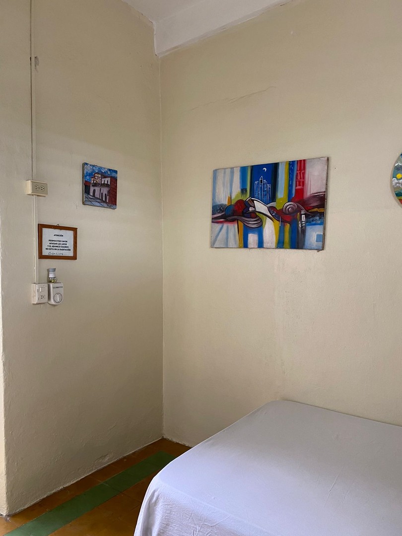 habitaciones y viviendas compartidas - Alquiler Habitación Amueblada en la Zona Colonial, Santo Domingo 2