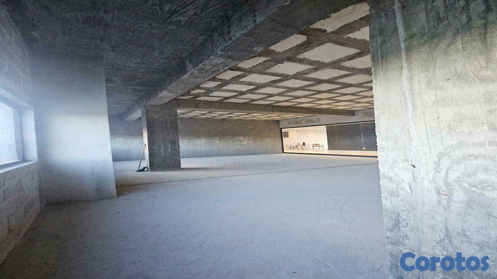 oficinas y locales comerciales - Edificio Comercial Premium en los Prado, Santo Domingo 6