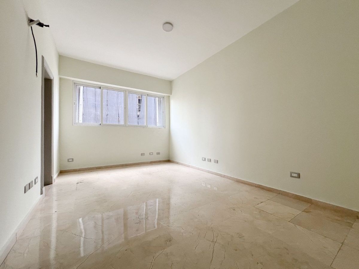 apartamentos - Serralles, Apartamento Remodelado Impecable y Amplio Con Linea Blanca. 6