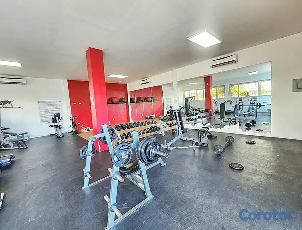 apartamentos - TORRE PISCINA Y GIMNASIO LOS RIELES GURABO SANTIAG 2