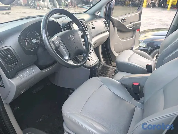 jeepetas y camionetas - hiunday grand starex 2020 5