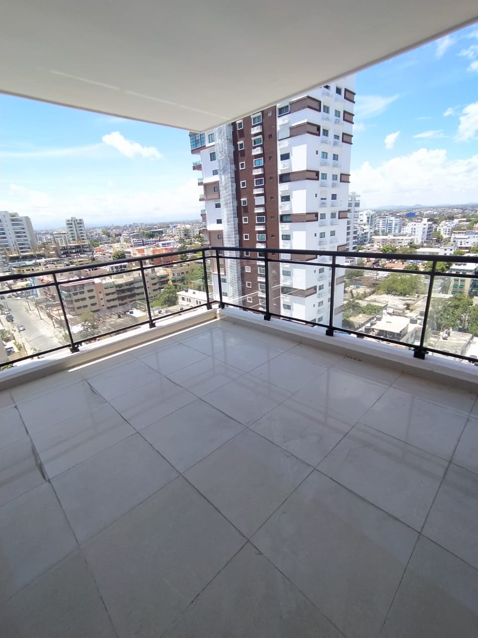 apartamentos - Venta de apartamento torre lujosa en Alma Rosa 1 Santo Domingo este 3