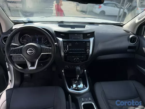 jeepetas y camionetas - NISSAN FRONTIER LE 2026 5