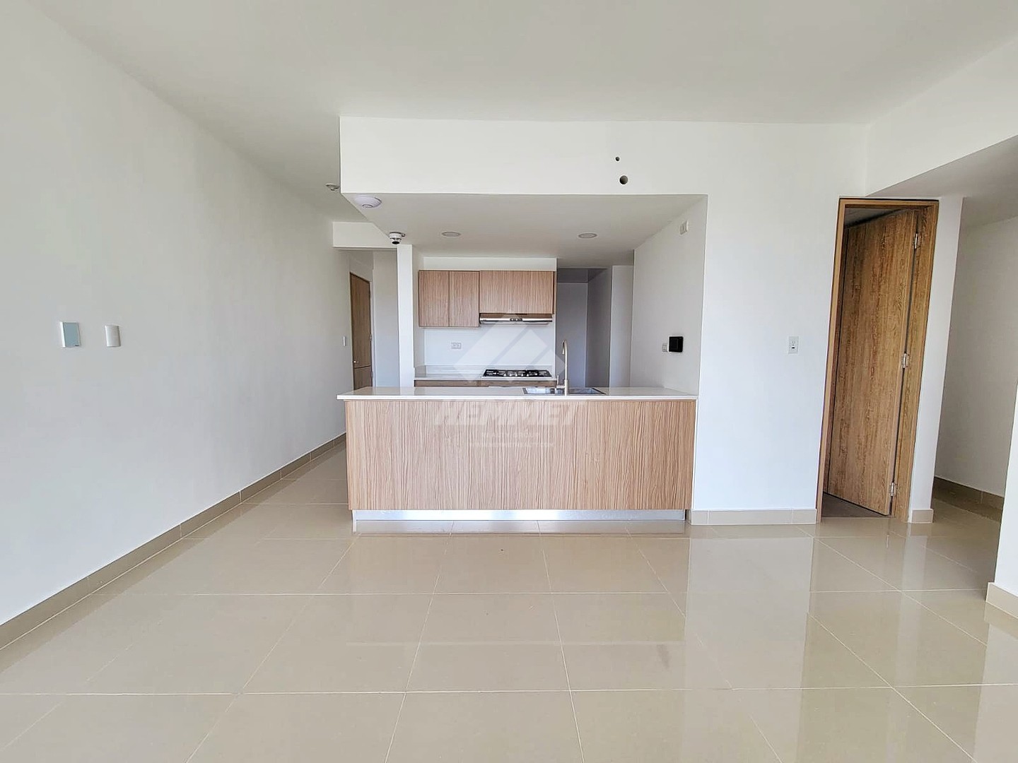 apartamentos - 9NO PISO CON PISCINA Y ELEVADOR TORRE LIVERA SANTIAGO  8